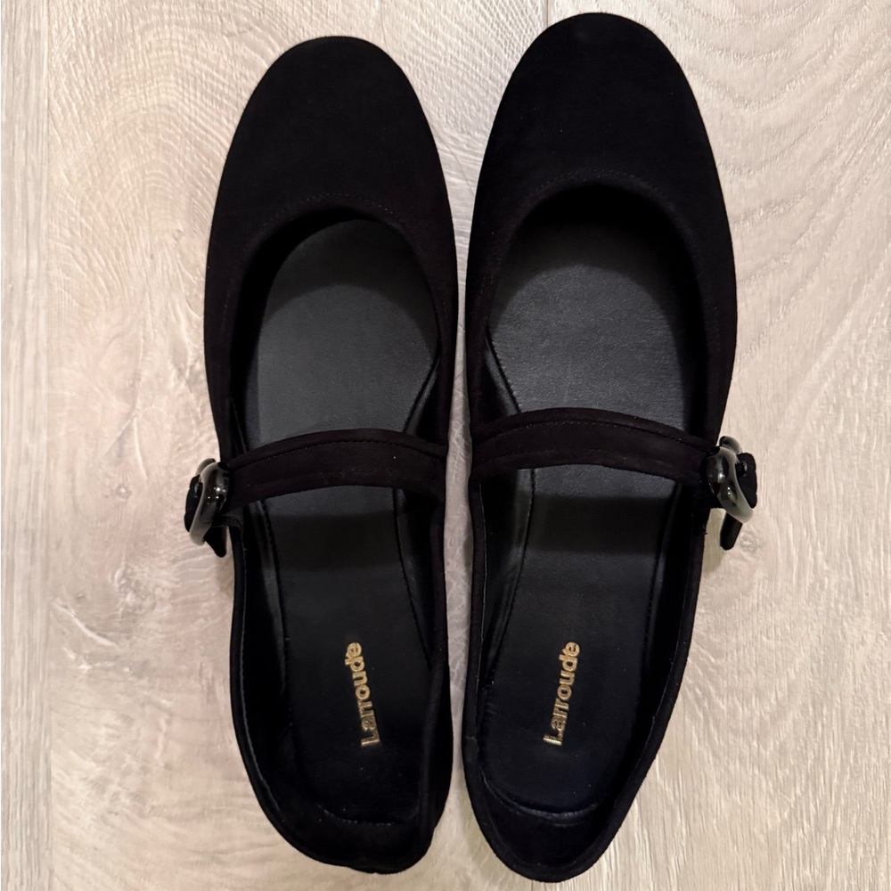 NWT Larroude Black Verona Women's Flats